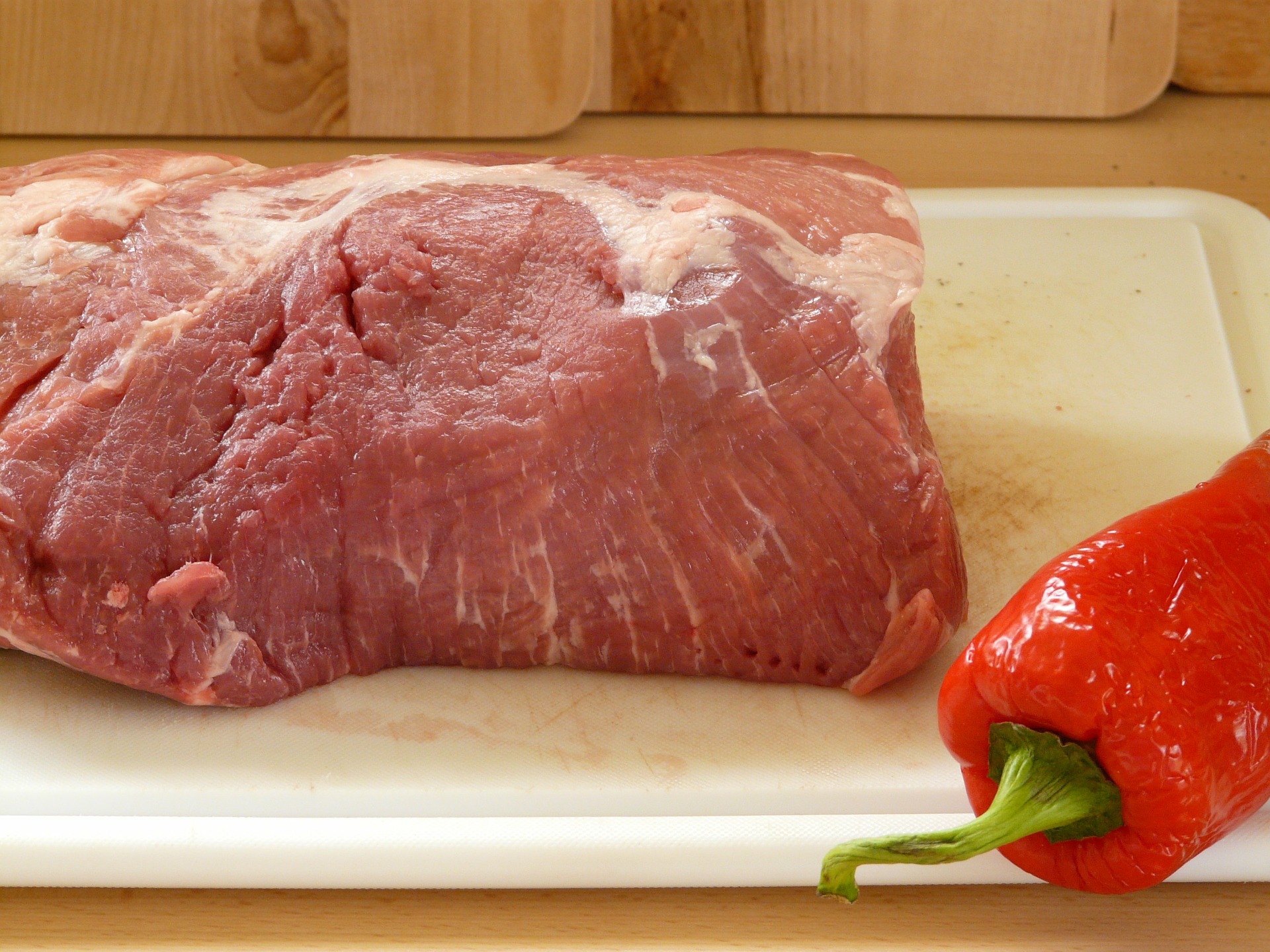 Unikalny przepis na mięso smaczne jak z grilla: Pieczony szaszłyk wieprzowy!
