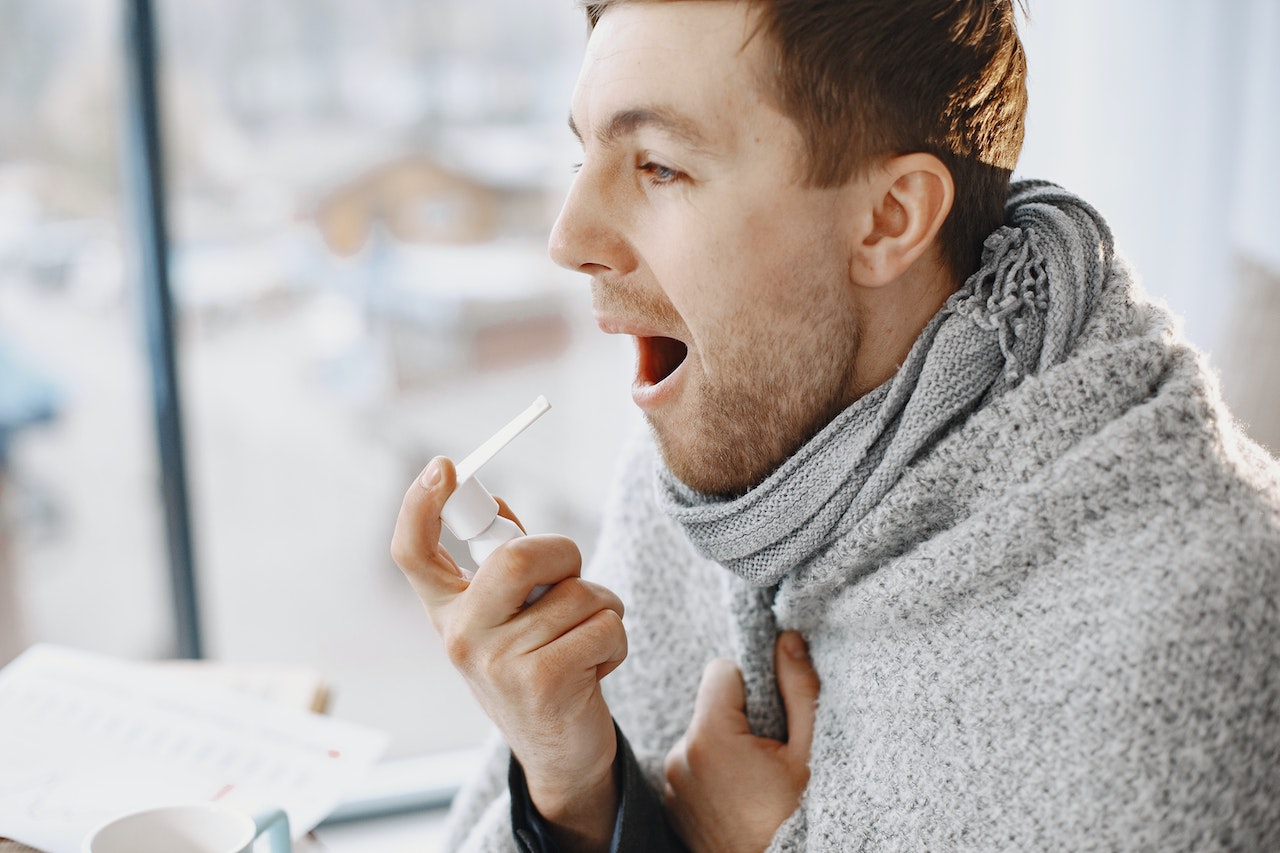 To wyeliminuje najgorszy kaszel: Cud uzdrowienia z grypy i przeziębienia – nie trzeba czekać całymi dniami, działa naprawdę szybko!