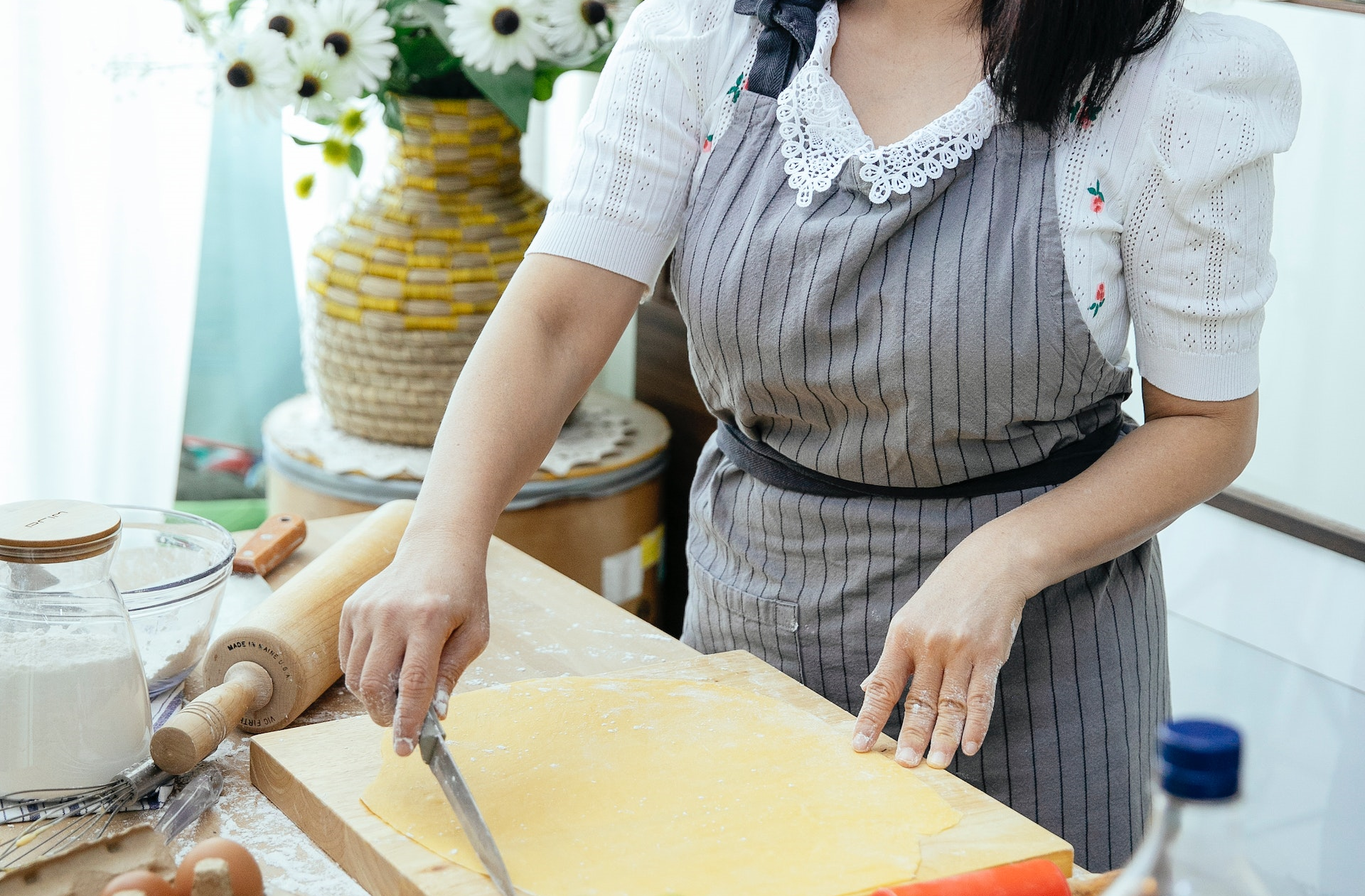 Kwiaty linii od SALKI o fantastycznie delikatnym smaku: Przepis na wyjątkowe ciasteczka WIELKANOCNE!